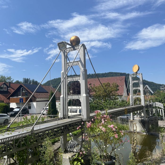 Golden-Gate-Bridge auf der schwäbischen Alb